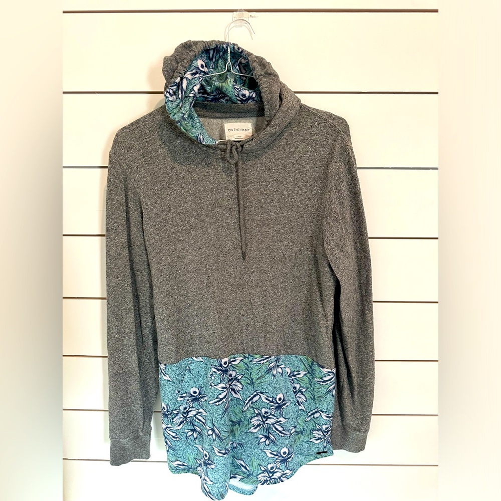 On The Byas Zip-Up Sweatshirt Size Large